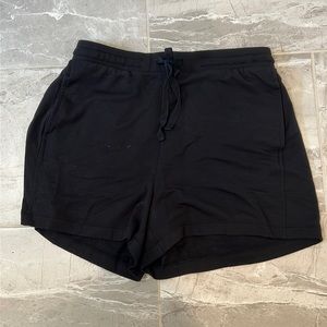 Lou & Grey Black knit shorts Size M
